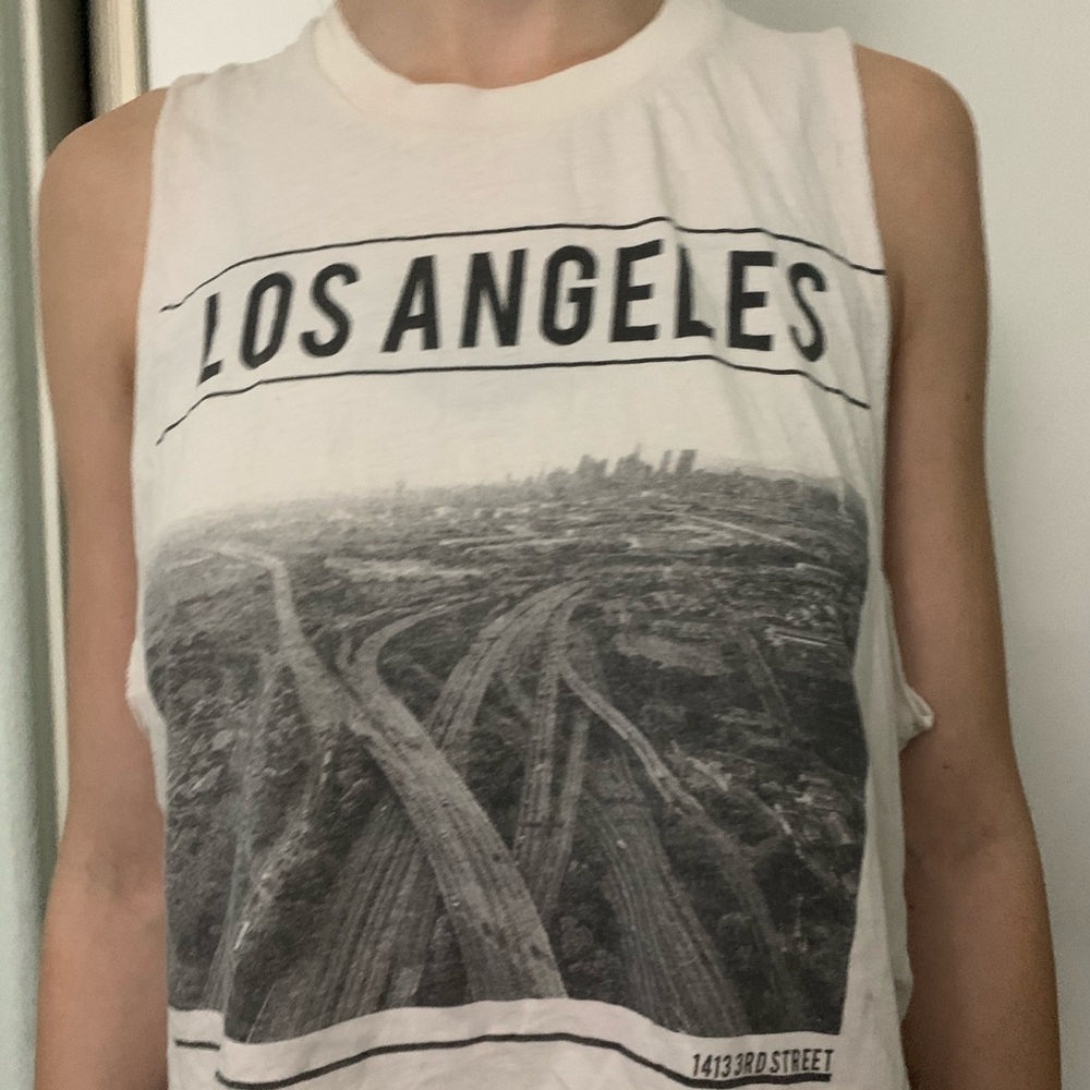 muscle tee